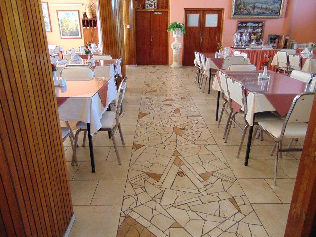 Hellas Hotel Kakopetriá Eksteriør bilde