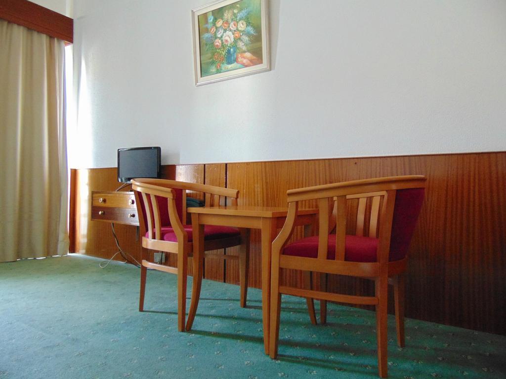 Hellas Hotel Kakopetriá Rom bilde